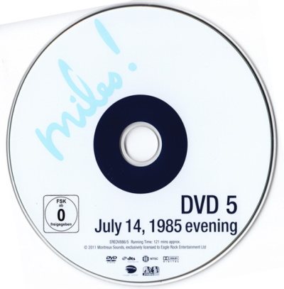 Постер Miles Davis - Miles! The Definitive Miles Davis At Montreux DVD Collection 1973-1991 [2011, Jazz, Be Bop, Cool Jazz, Modal Jazz, Jazz-Rock, 9xDVD5 Miles Davis - Miles! The Definitive Miles Davis At Montreux DVD Collection 1973-1991 [2011, Jazz, Be Bop, Cool Jazz, Modal Jazz, Jazz-Rock, 9xDVD5