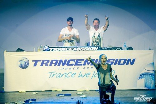Постер Erick Strong, Kyau Albert, Cosmic Gate Emma Hewitt, Dj Feel, Allure, Tenishia - Live @ TranceMission Festival - St.Petersburg, Russia A2 Erick Strong, Kyau Albert, Cosmic Gate Emma Hewitt, Dj Feel, Allure, Tenishia - Live @ TranceMission Festival - St.Petersburg, Russia A2