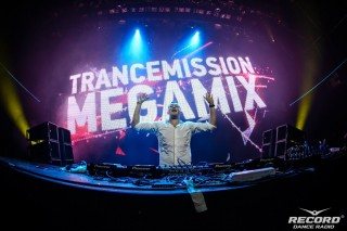 Постер Erick Strong, Kyau Albert, Cosmic Gate Emma Hewitt, Dj Feel, Allure, Tenishia - Live @ TranceMission Festival - St.Petersburg, Russia A2 Erick Strong, Kyau Albert, Cosmic Gate Emma Hewitt, Dj Feel, Allure, Tenishia - Live @ TranceMission Festival - St.Petersburg, Russia A2