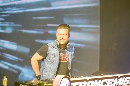 Постер Erick Strong, Kyau Albert, Cosmic Gate Emma Hewitt, Dj Feel, Allure, Tenishia - Live @ TranceMission Festival - St.Petersburg, Russia A2 Erick Strong, Kyau Albert, Cosmic Gate Emma Hewitt, Dj Feel, Allure, Tenishia - Live @ TranceMission Festival - St.Petersburg, Russia A2